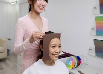 Should You Go Warm or Cool Blonde? A Guide by Undertone